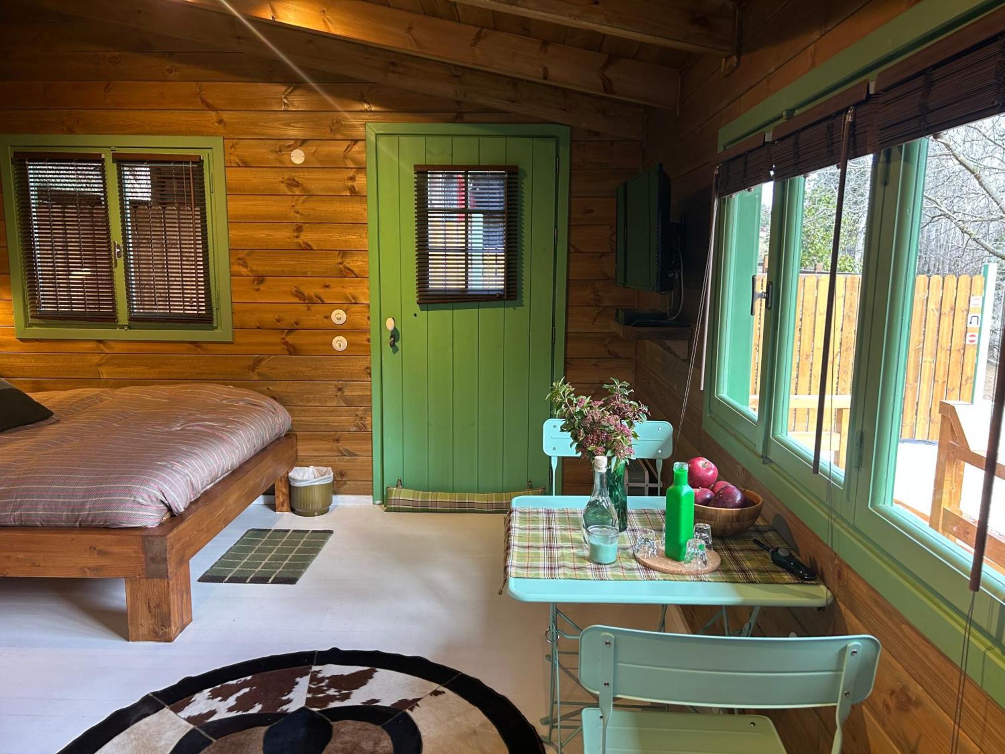 Vasilikia Mountain Farm & Retreat Guest House พาฟเลียนี ภายนอก รูปภาพ